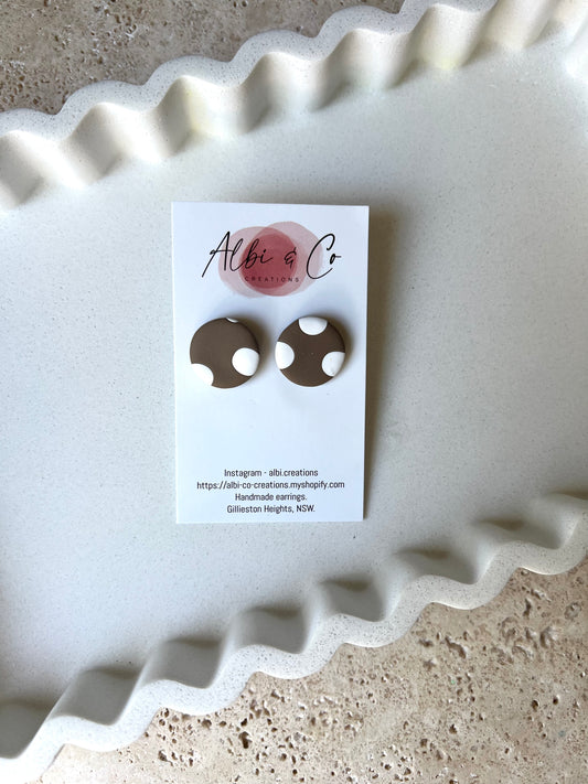 2cm Brown Polka Dot Stud