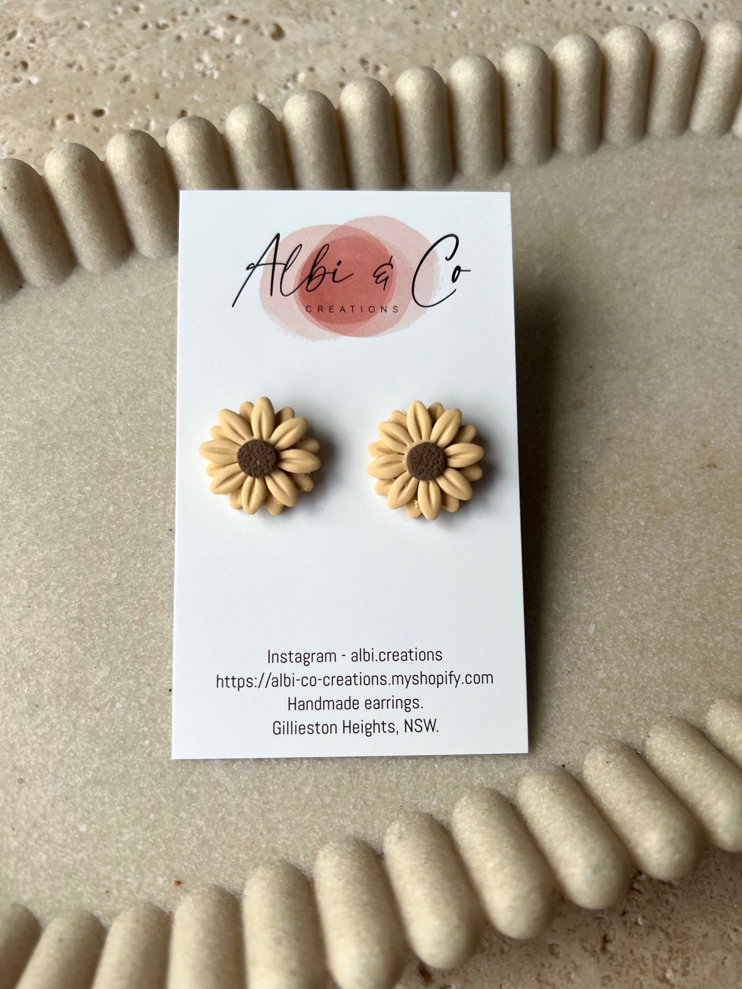 2cm Sunflower Stud