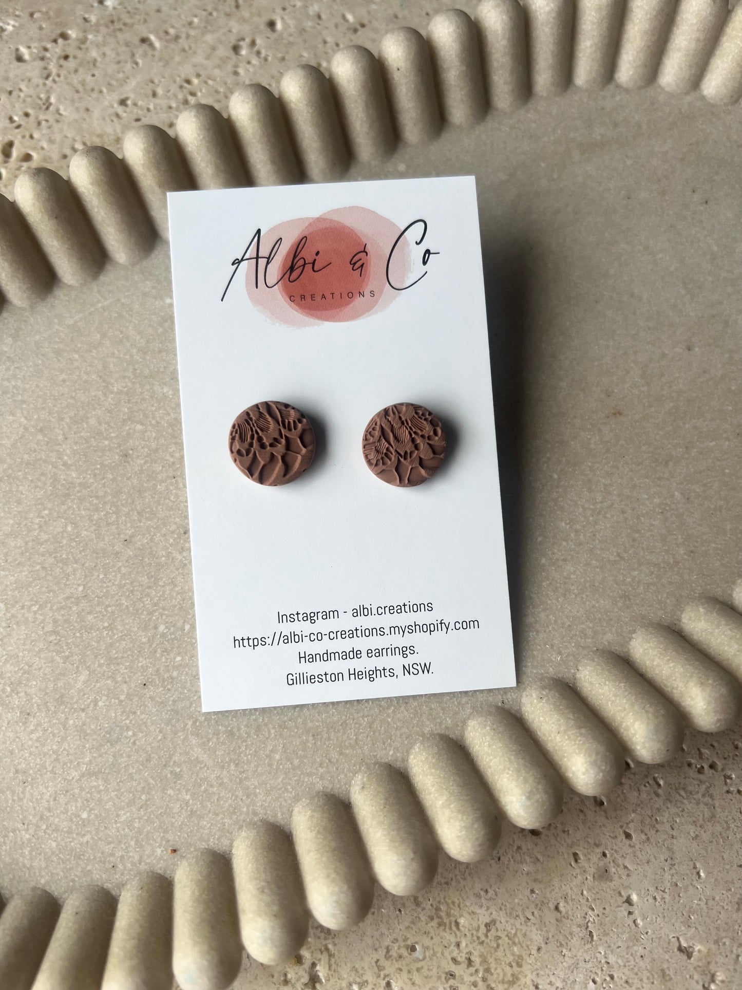 1.5cm Brown Lace Stud