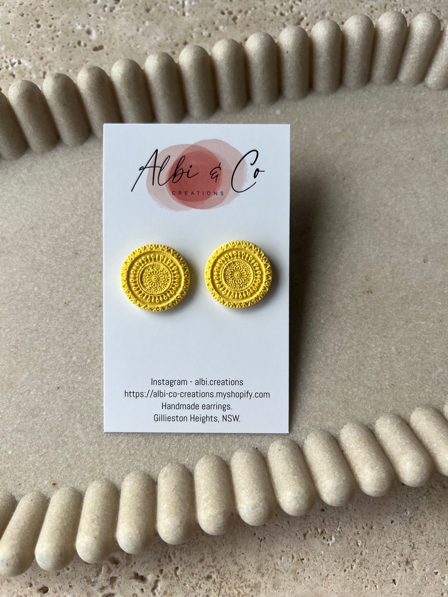 2cm Yellow Bohala Stud