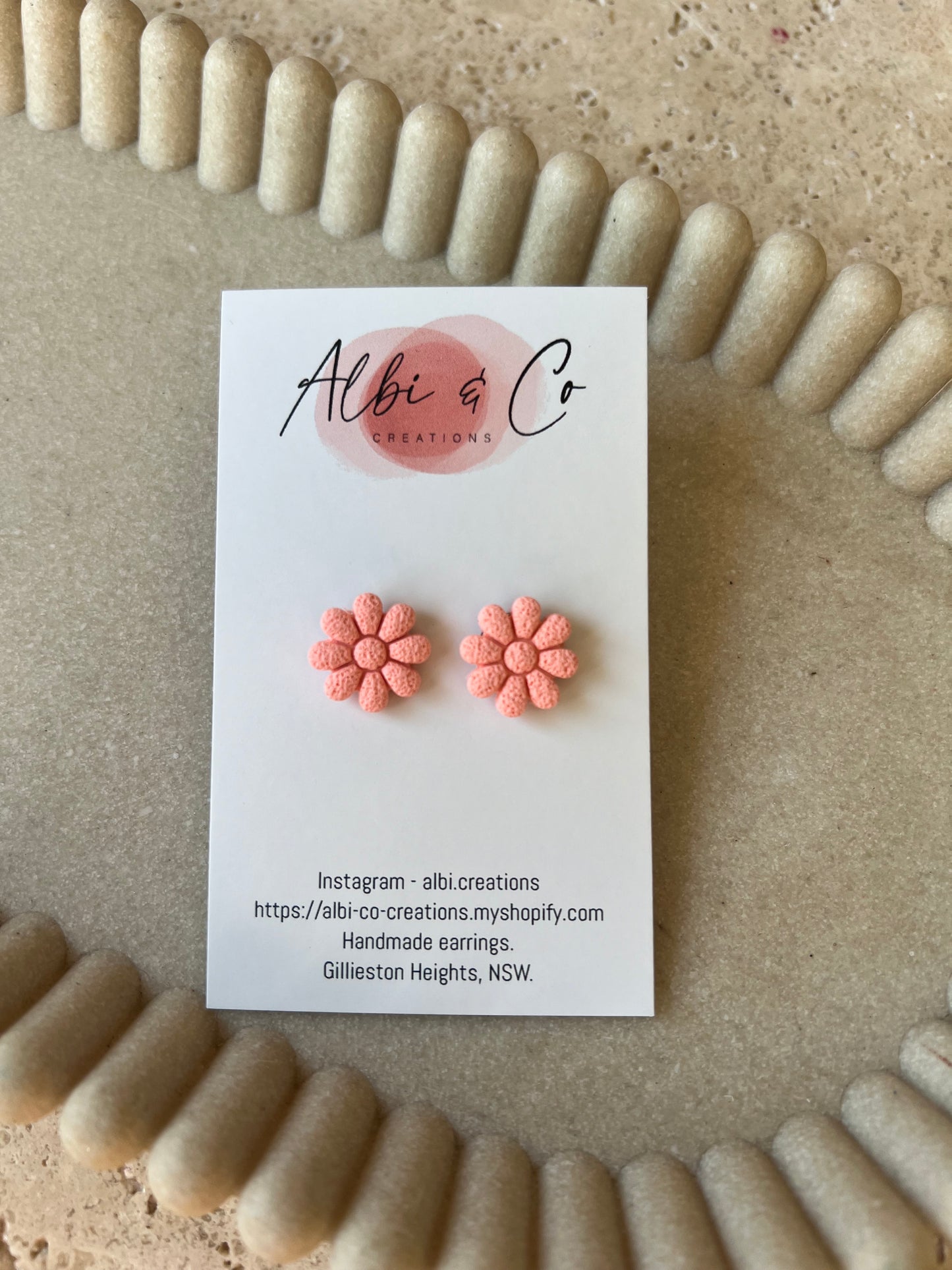 1.5cm Coral Flower Stud