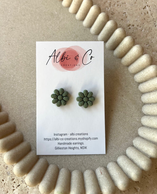 1.5cm Olive Green Flower Stud