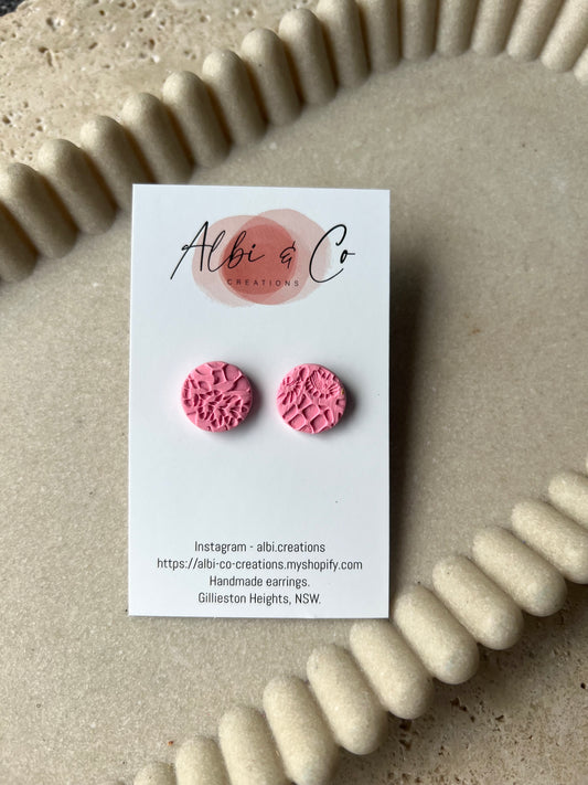 1.5cm Strawberry Lace Stud