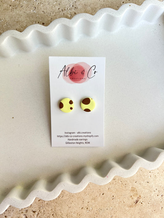 1.5cm Yellow Polka Dot Stud