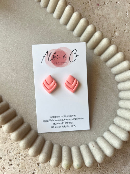 1.5cm Coral Mila Stud