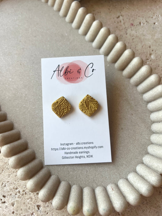 1.5cm Mustard Sadie Diamond Stud
