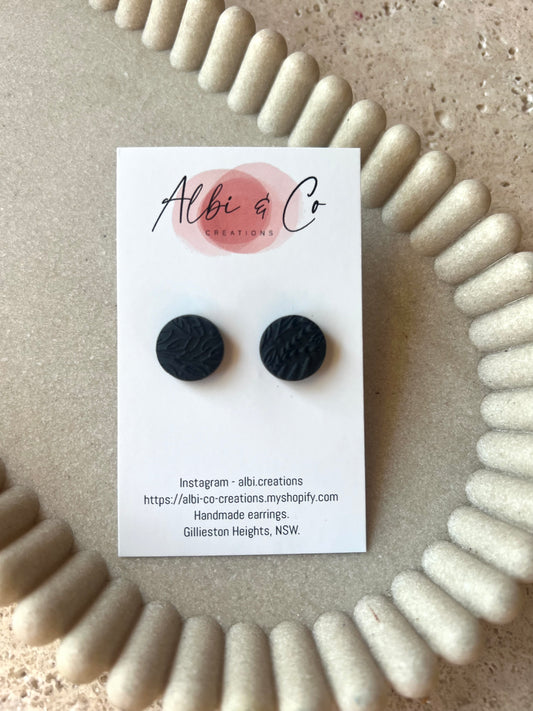 1.5cm Black Sadie Stud
