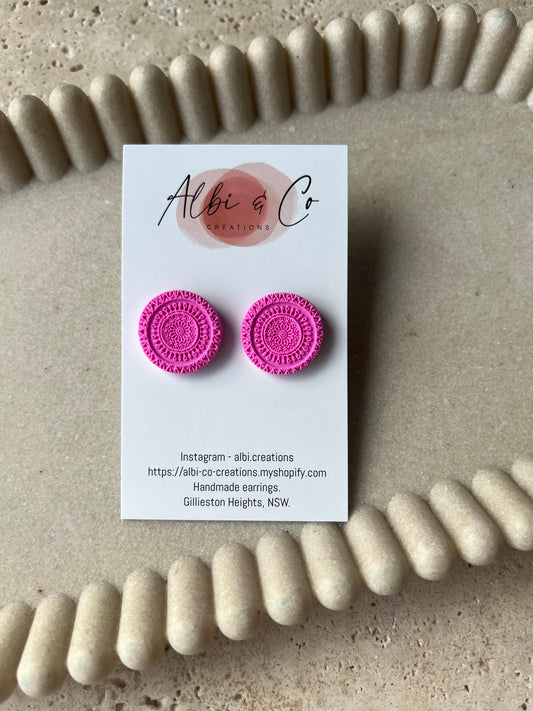 2cm Barbie Pink Bohala Stud