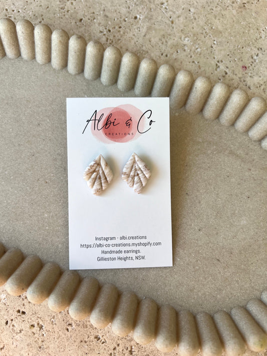 2cm Stone Lila Stud