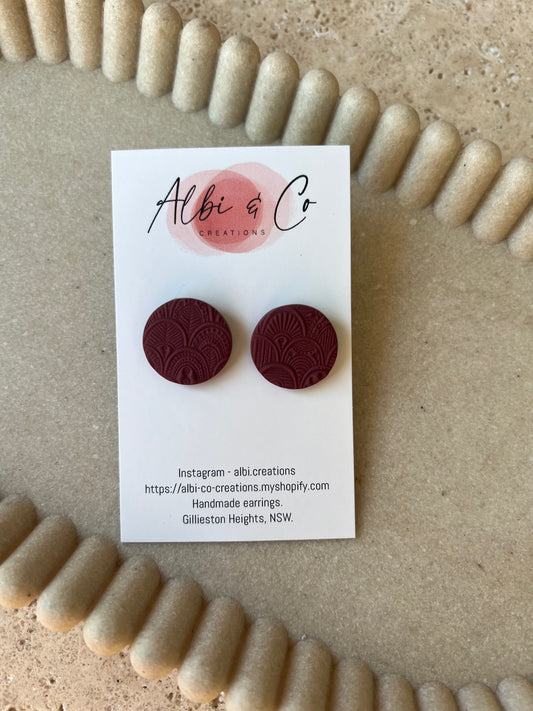 2cm Maroon Lyrah Stud