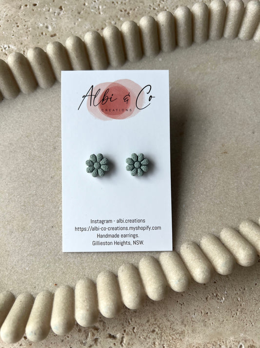 1cm Olive Green Flower Stud