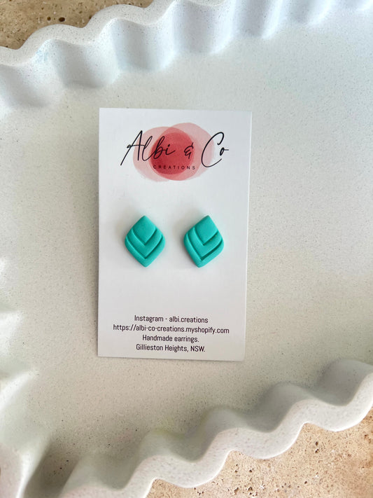 1.5cm Aqua Lila Stud