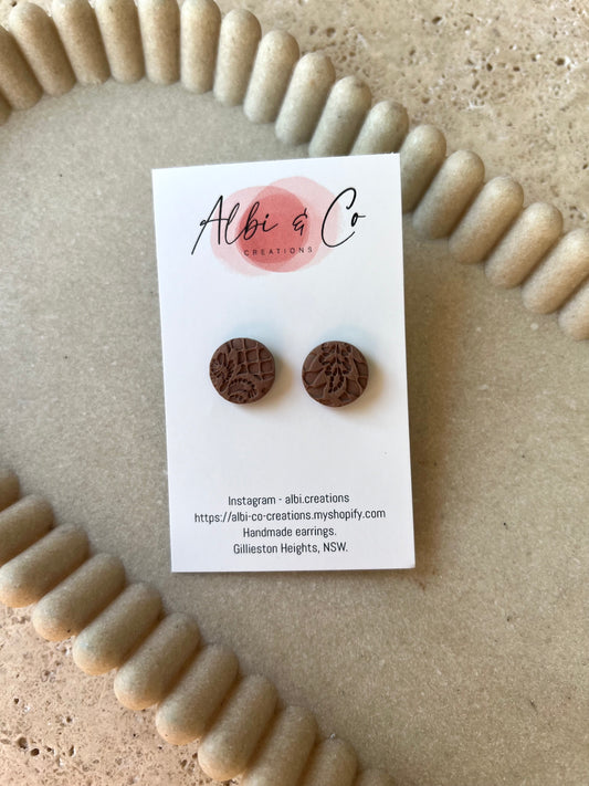 1.5cm Chocolate Brown Lace Stud